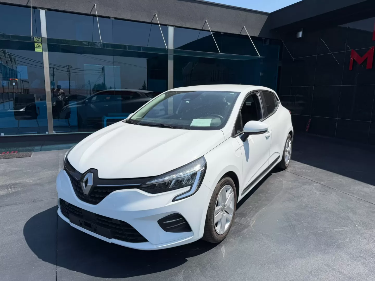 Renault Clio 1.6 E-Tech Intens - foto 2