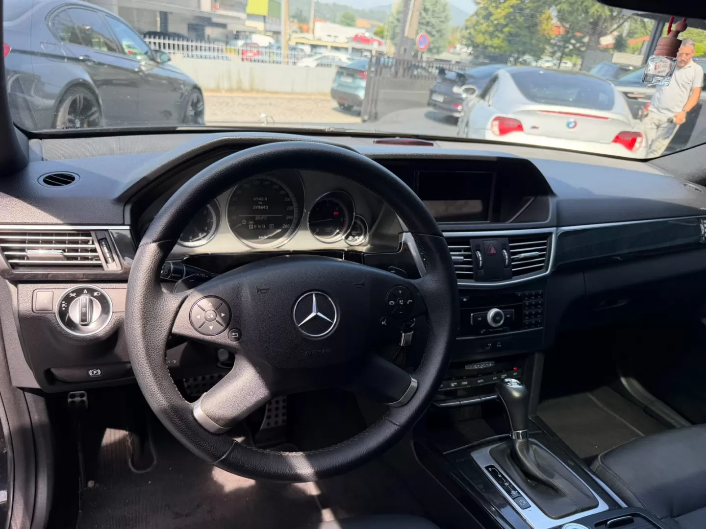 Mercedes-Benz E 250 BlueTEC Avantgarde Auto. - foto 8