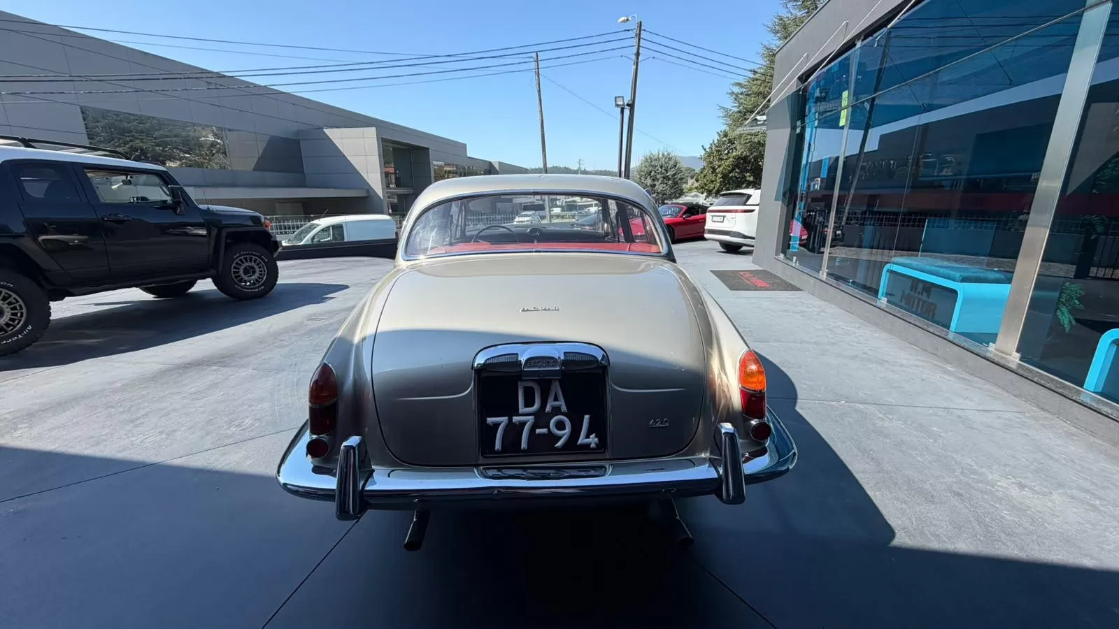 Jaguar MK I 420 4.2 SALOON - foto 5