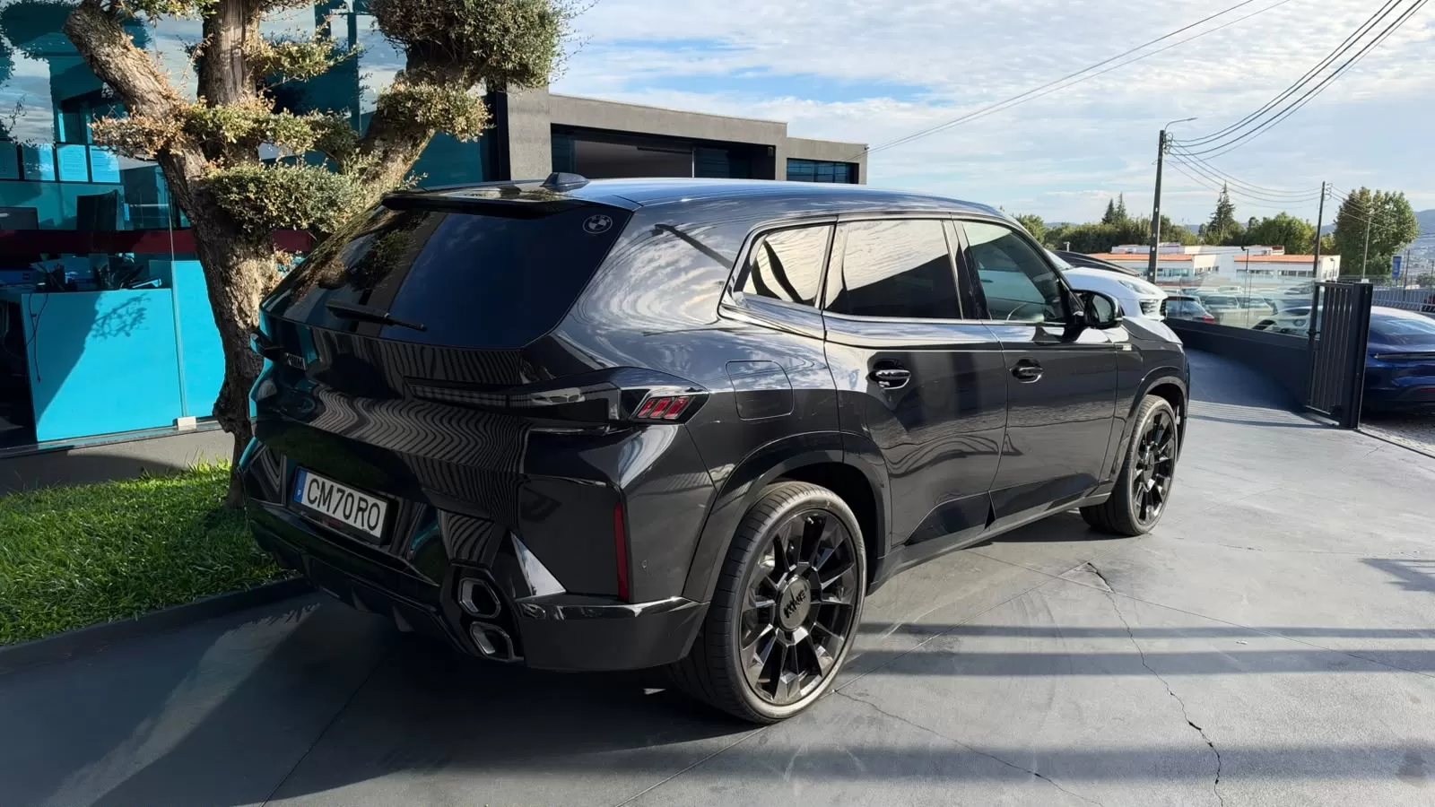 BMW XM 50e - foto 3