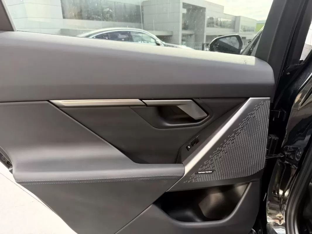 BMW 530e e Pack Desportivo M Pro - foto 3