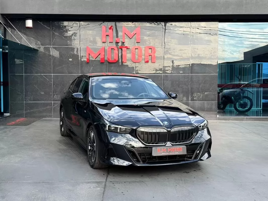 BMW 530e e Pack Desportivo M Pro