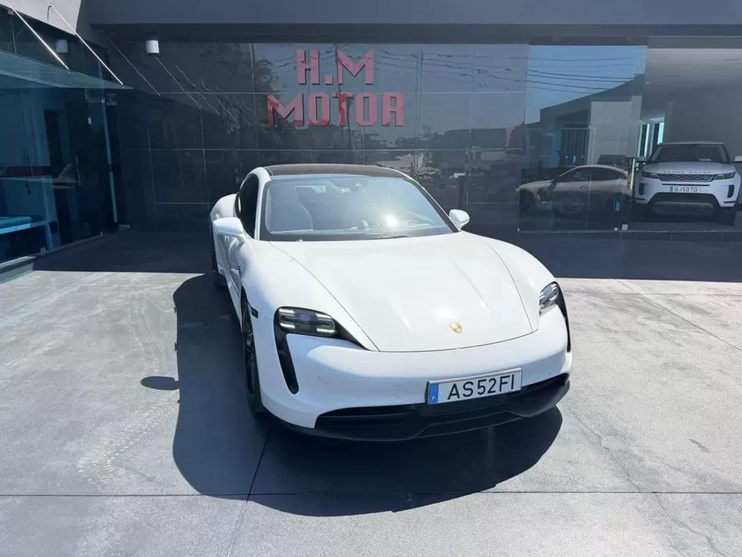 Porsche Taycan Standard