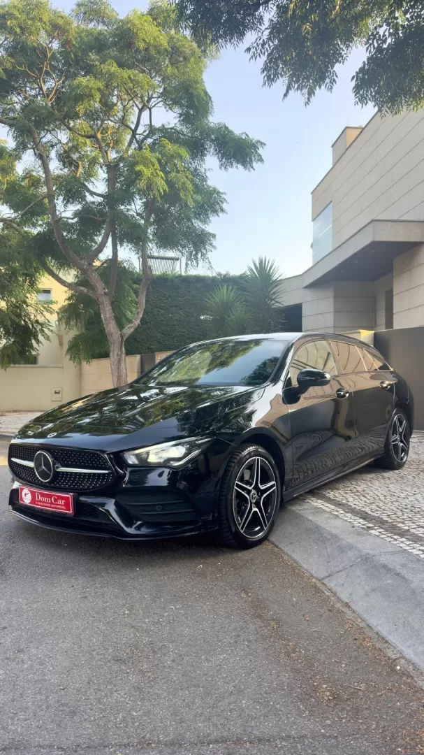 Mercedes-Benz CLA 250 e Shooting Brake AMG Line