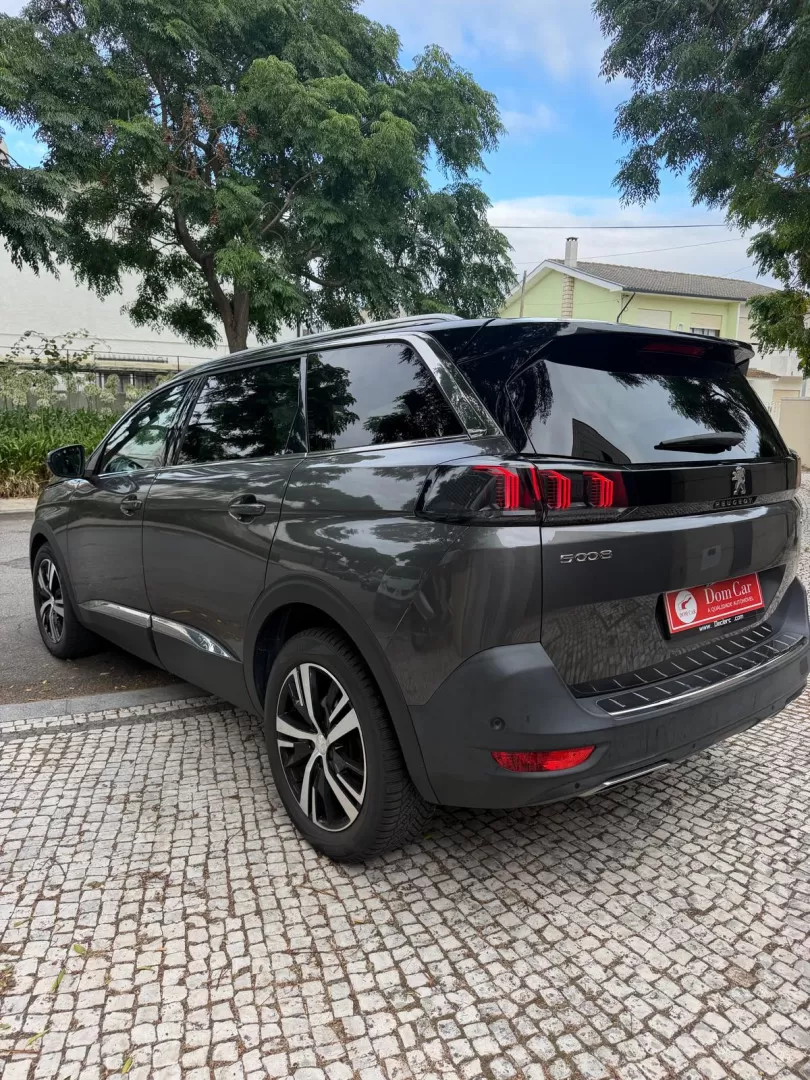 Peugeot 5008 PureTech 130 EAT8 Stop & Start GT - foto 4