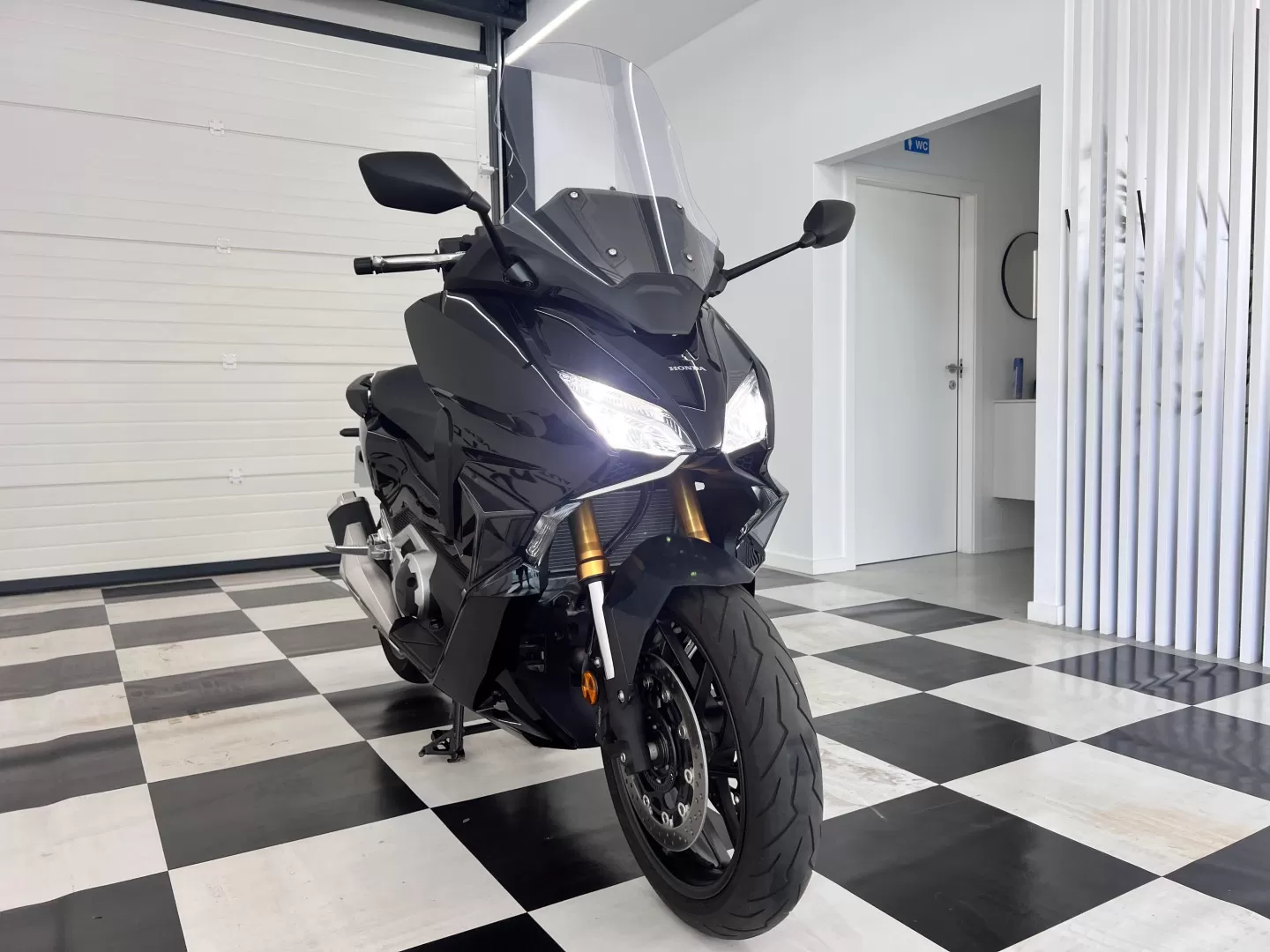 Honda Forza - foto 4