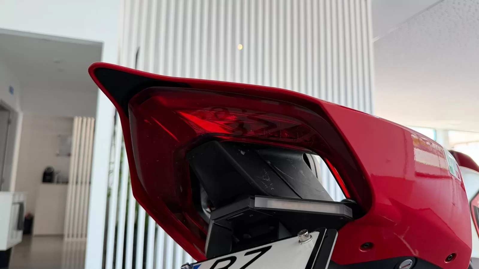 Ducati Panigale R - foto 7