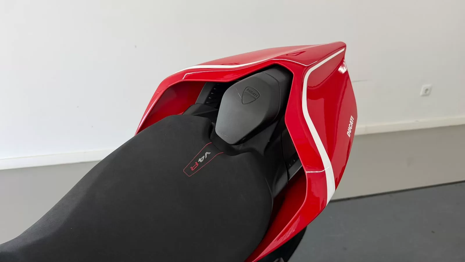 Ducati Panigale R - foto 6