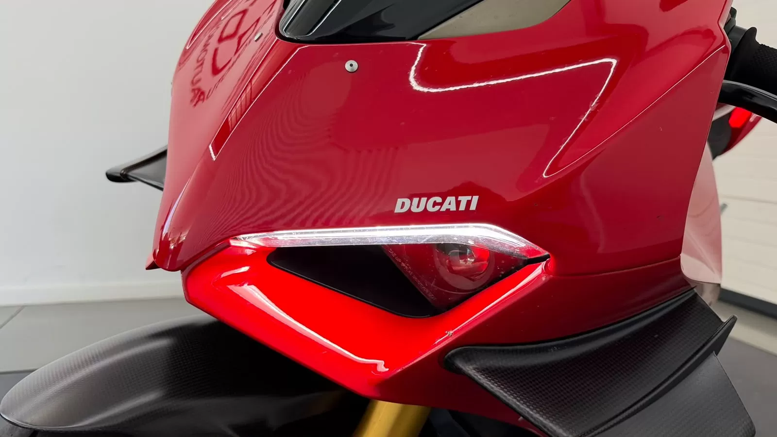 Ducati Panigale V4 S - foto 2