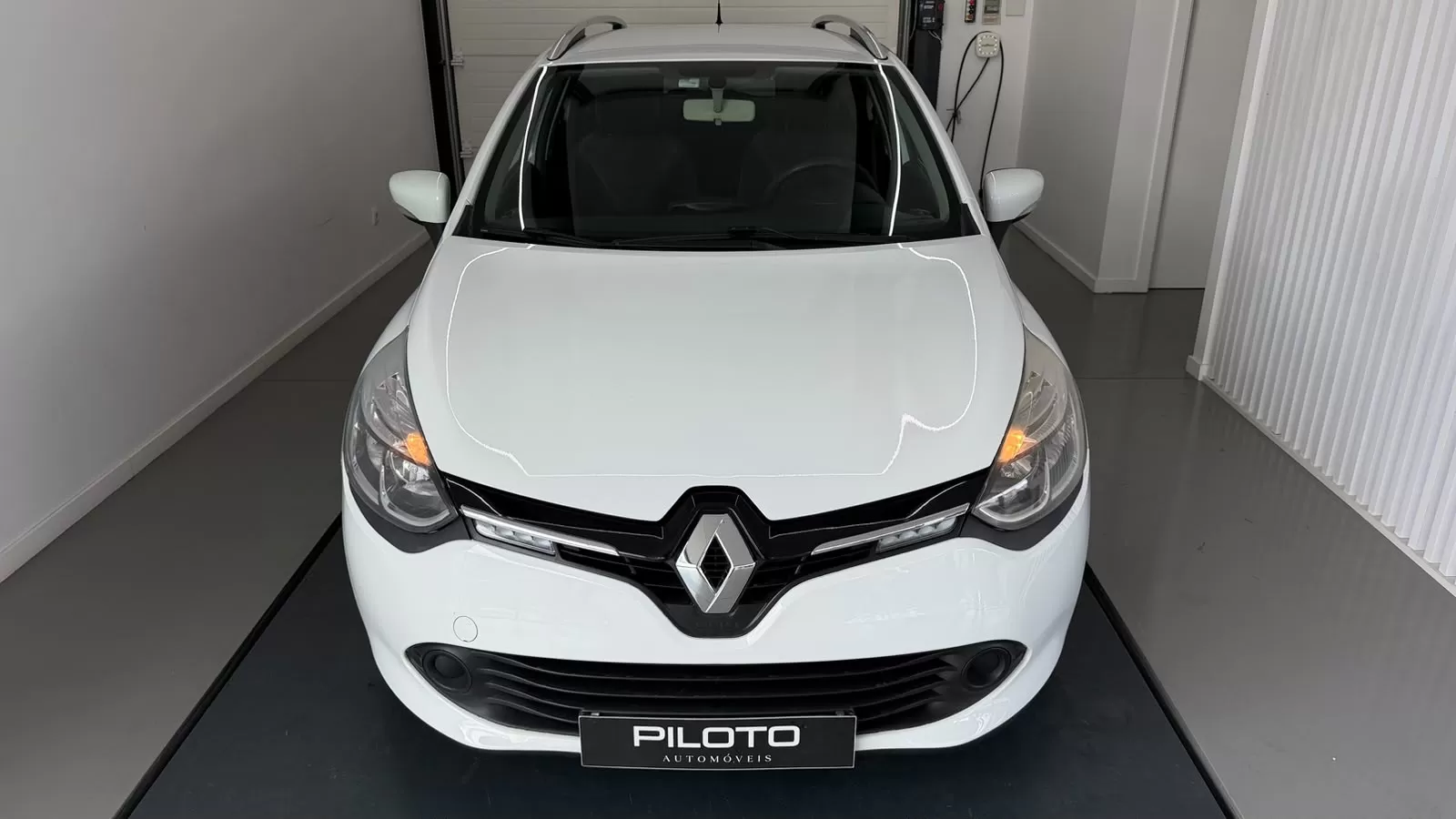 Renault Clio Sport Tourer 1.5 dCi Dynamique S - foto 3