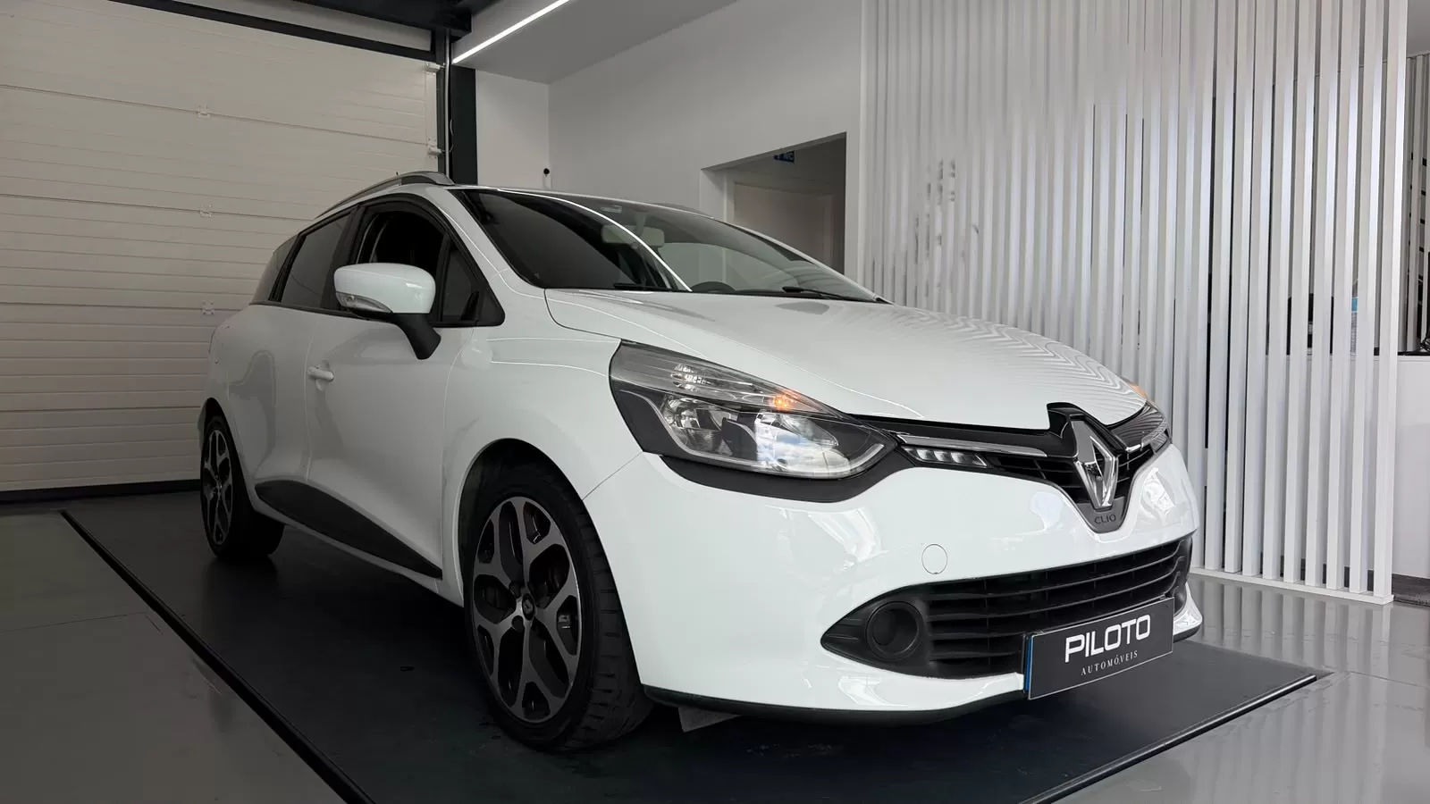 Renault Clio Sport Tourer 1.5 dCi Dynamique S - foto 5