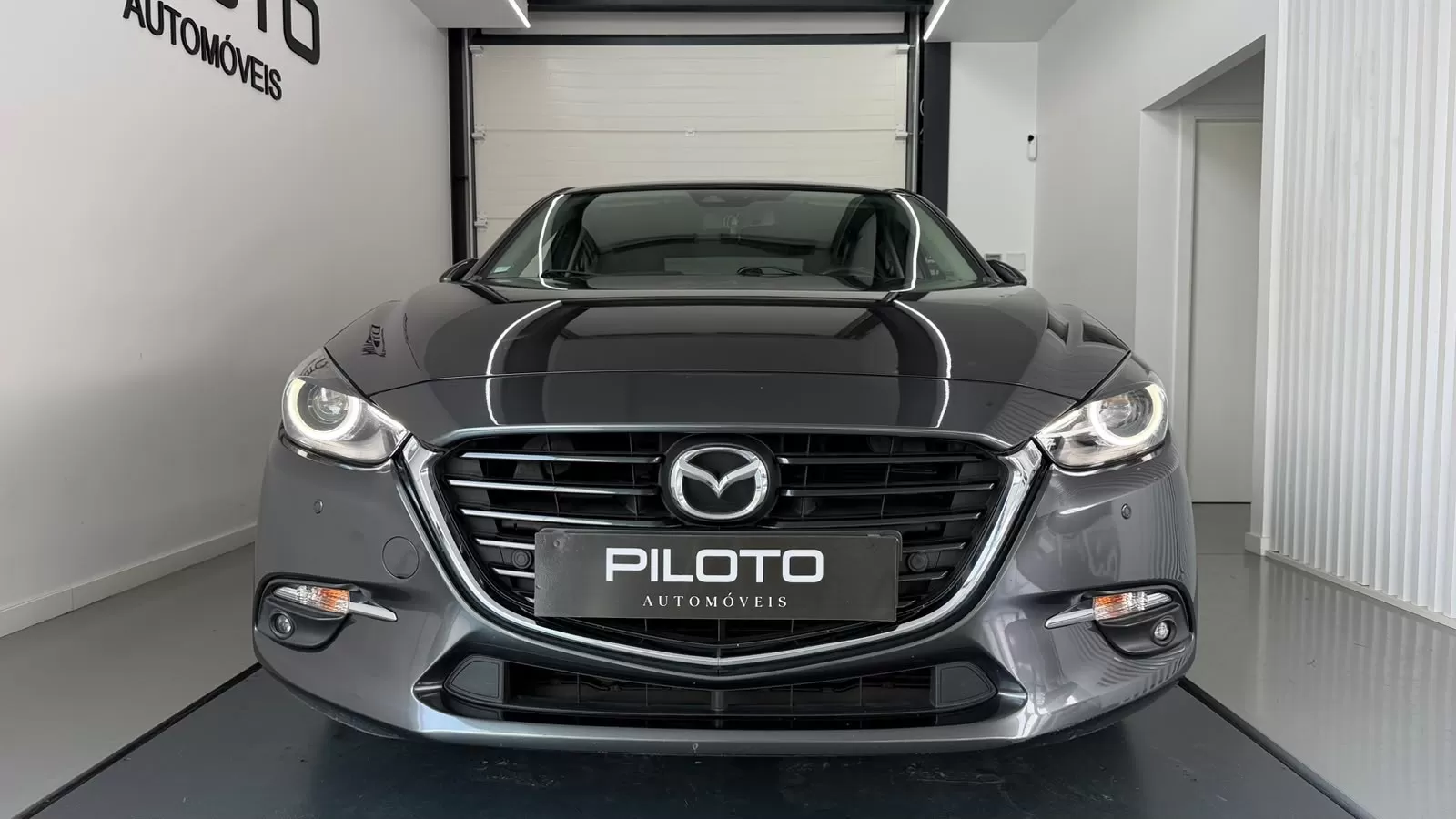 Mazda 3 1.5 Sky-D Evolve AT HS Navi - foto 4