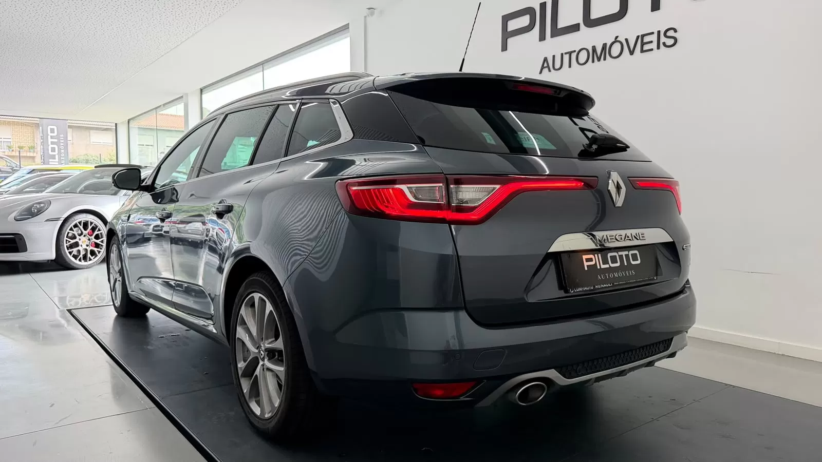 Renault Mégane 1.6 dCi GT Line - foto 6