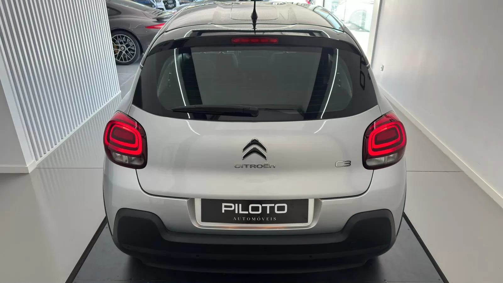 Citroën C3 1.2 PureTech Shine - foto 8