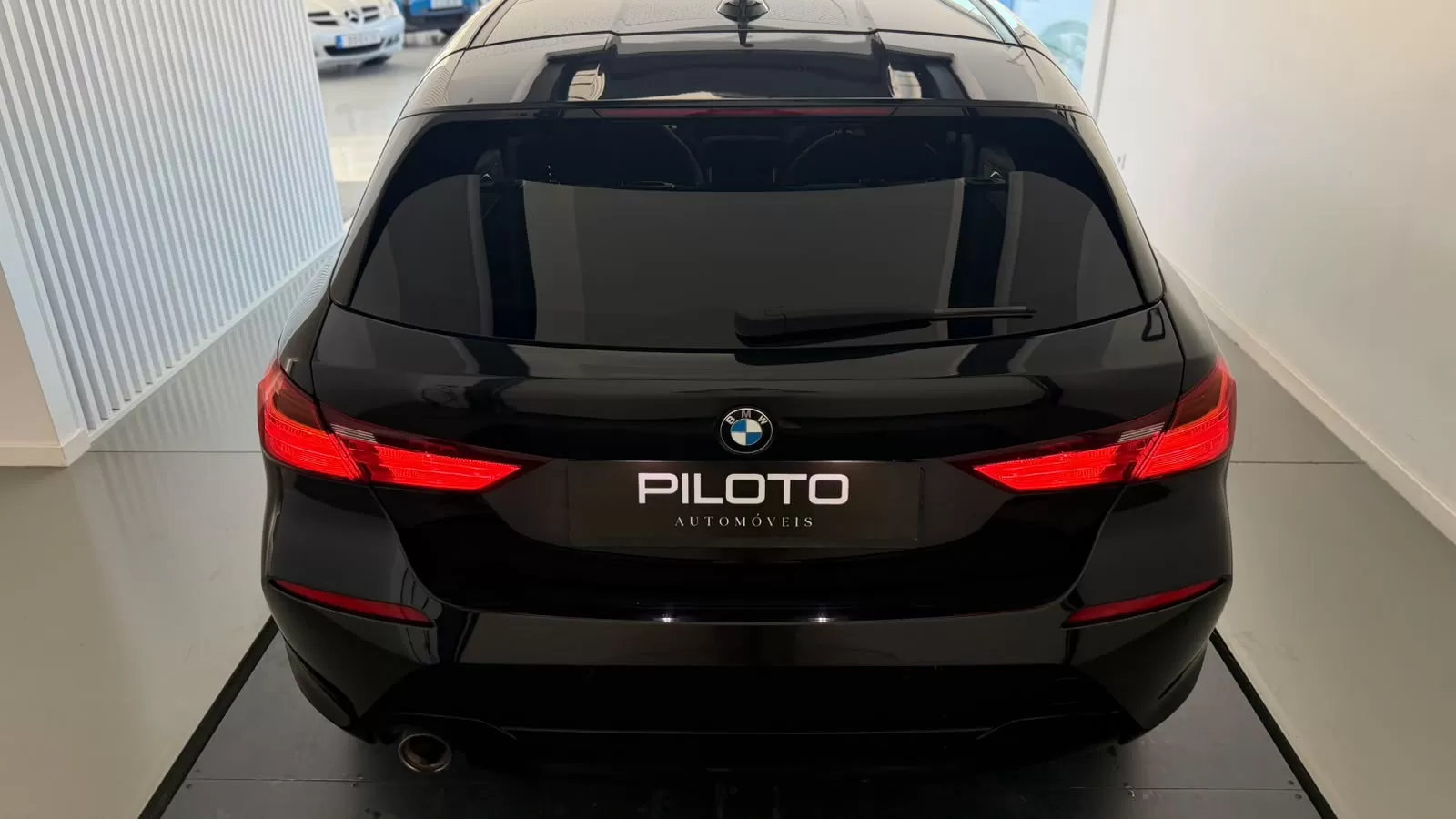 BMW 116 d Advantage Auto - foto 6