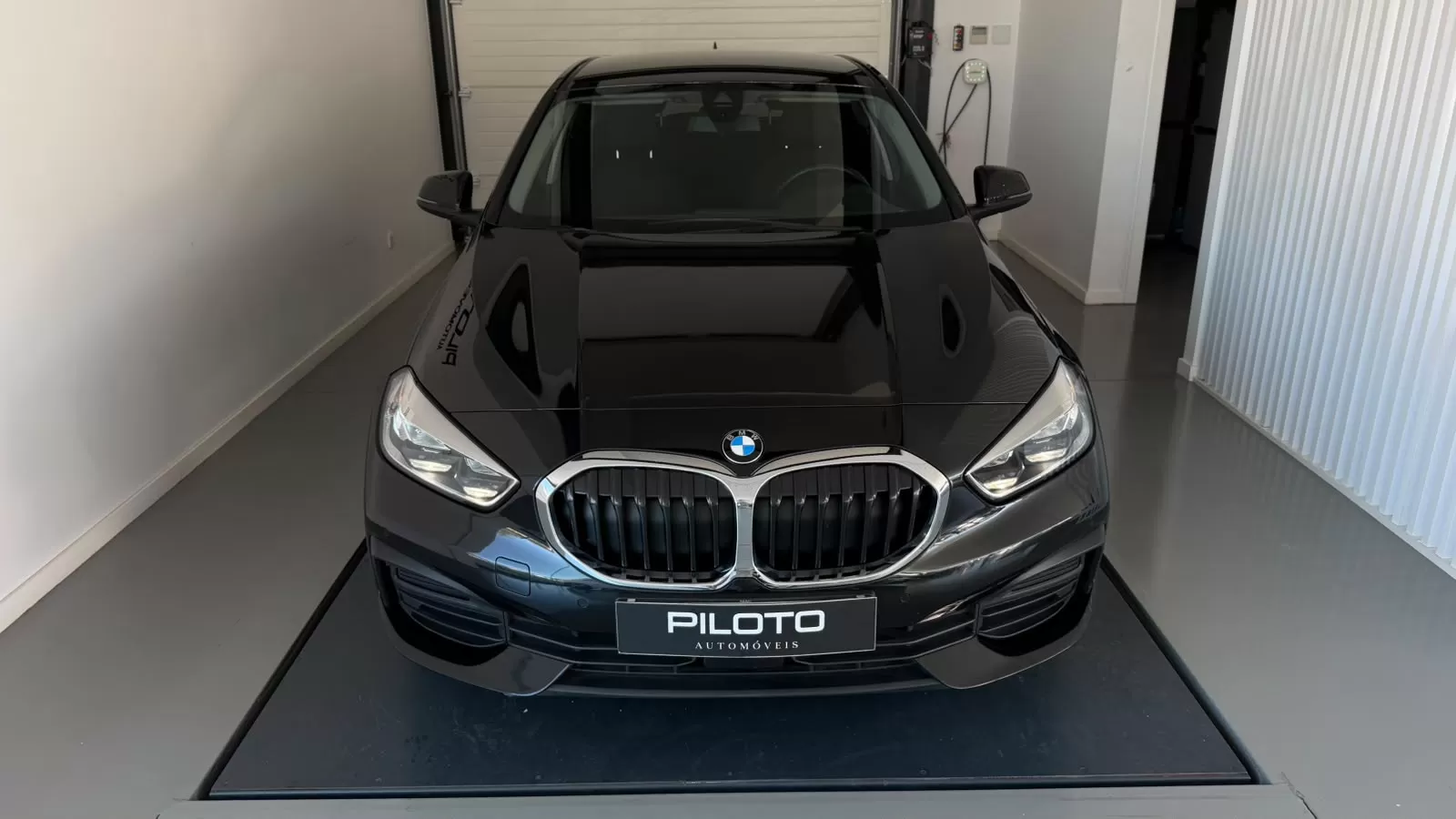 BMW 116 d Advantage Auto - foto 2