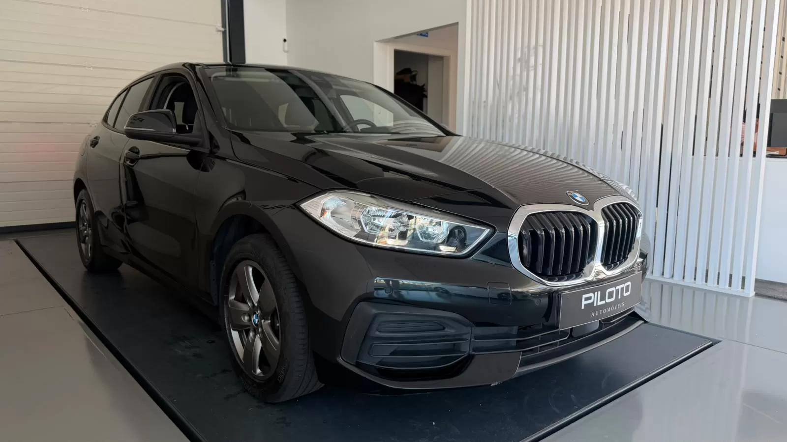 BMW 116 d Advantage Auto - foto 4