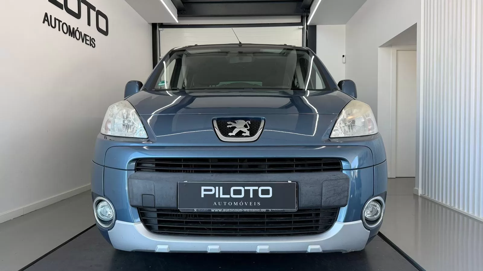 Peugeot Partner HDi FAP 110 Family - foto 2