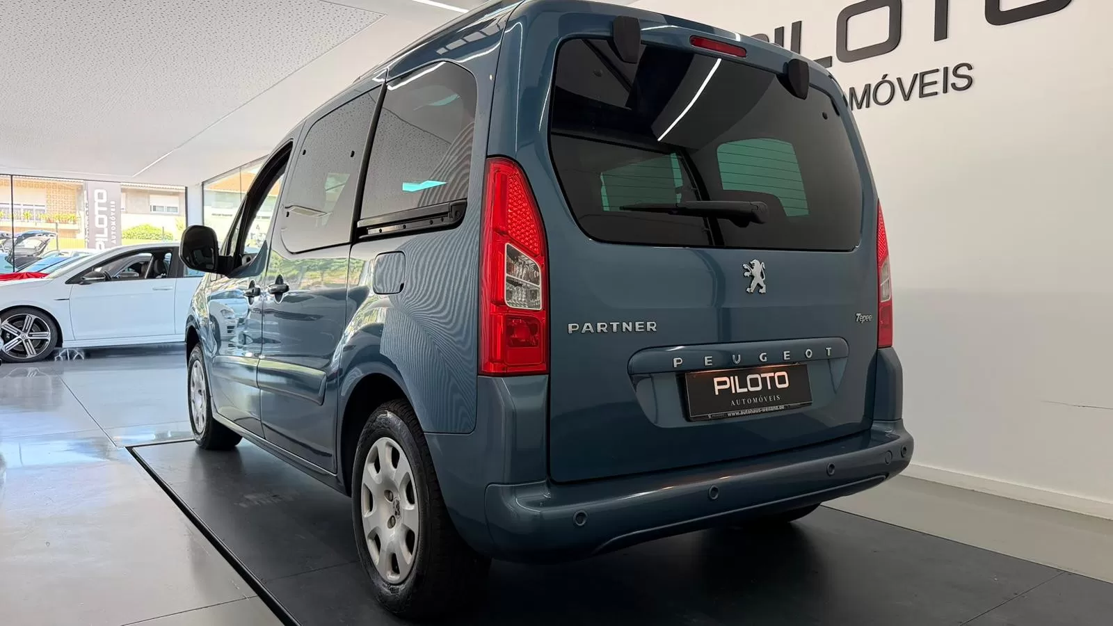 Peugeot Partner HDi FAP 110 Family - foto 6