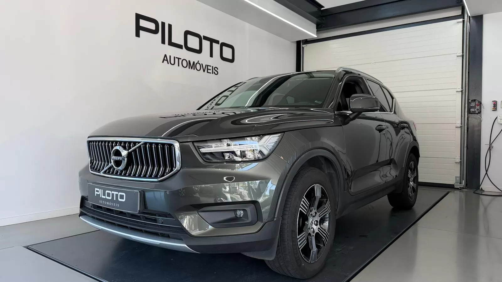 Volvo XC 40 1.5 T3 Inscription Tech Edition