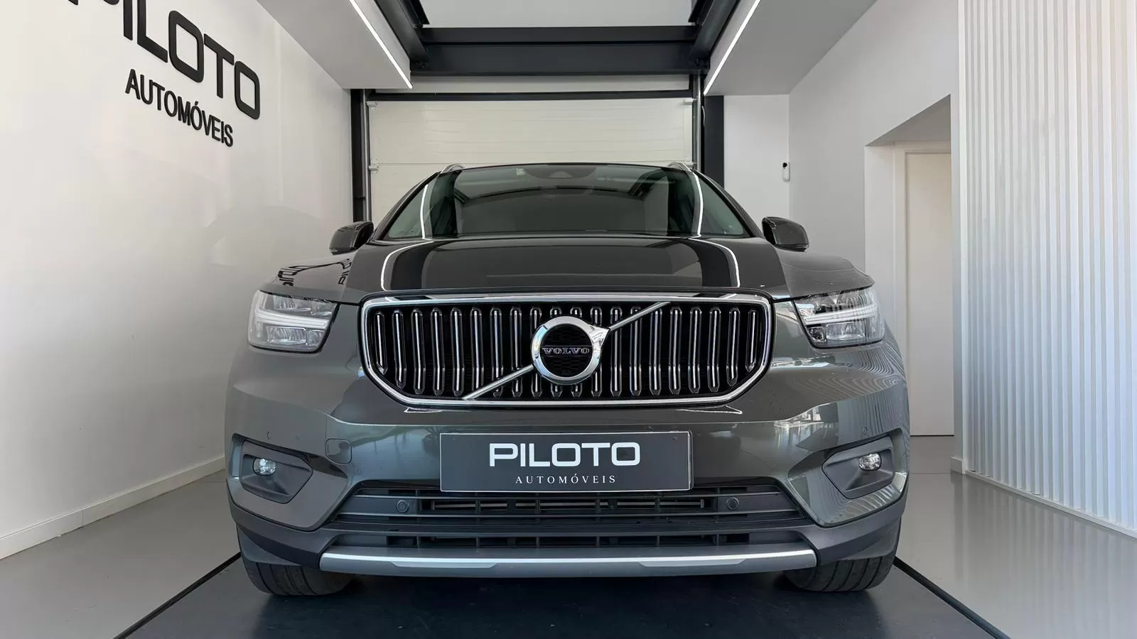 Volvo XC 40 1.5 T3 Inscription Tech Edition - foto 5