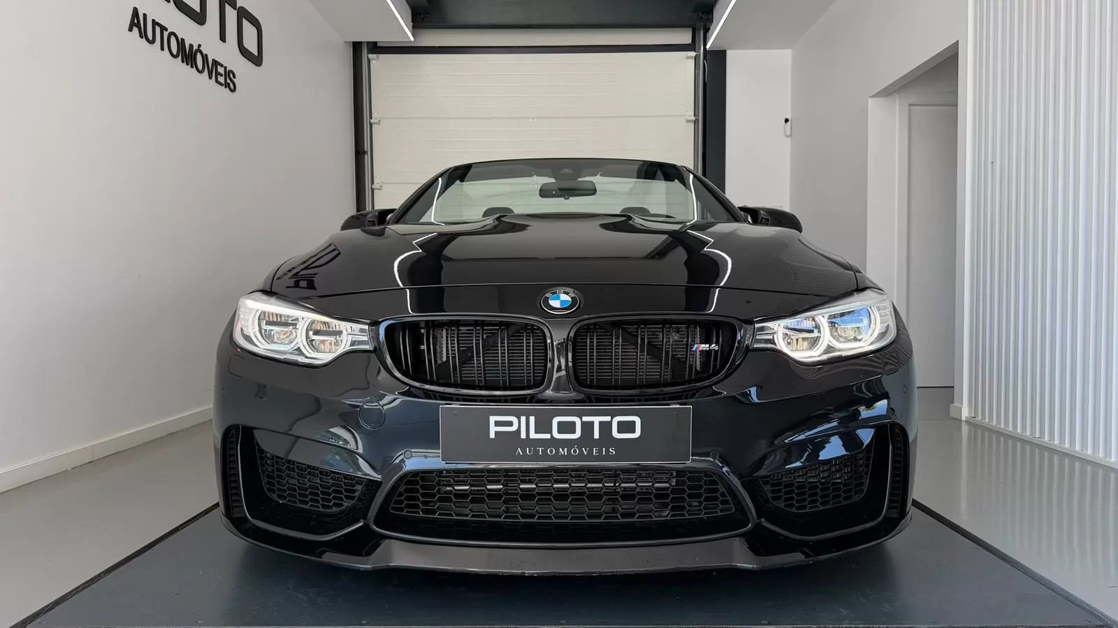 BMW M4 Auto - foto 3