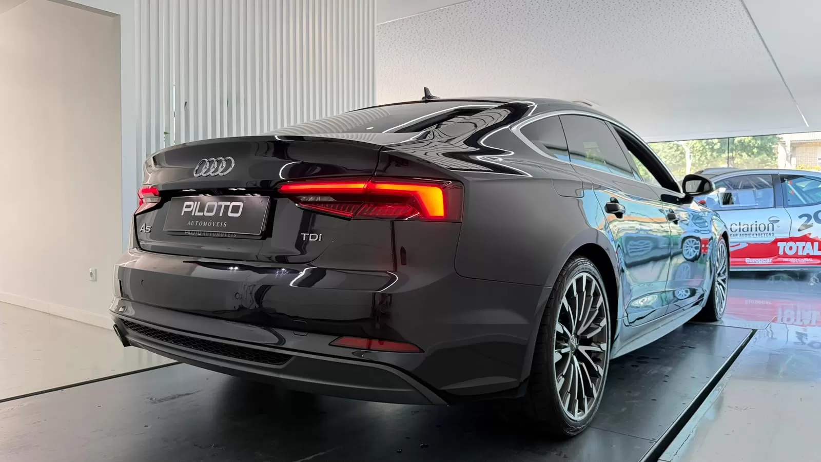 Audi A5 Sportback 2.0 TDI S-line - foto 8