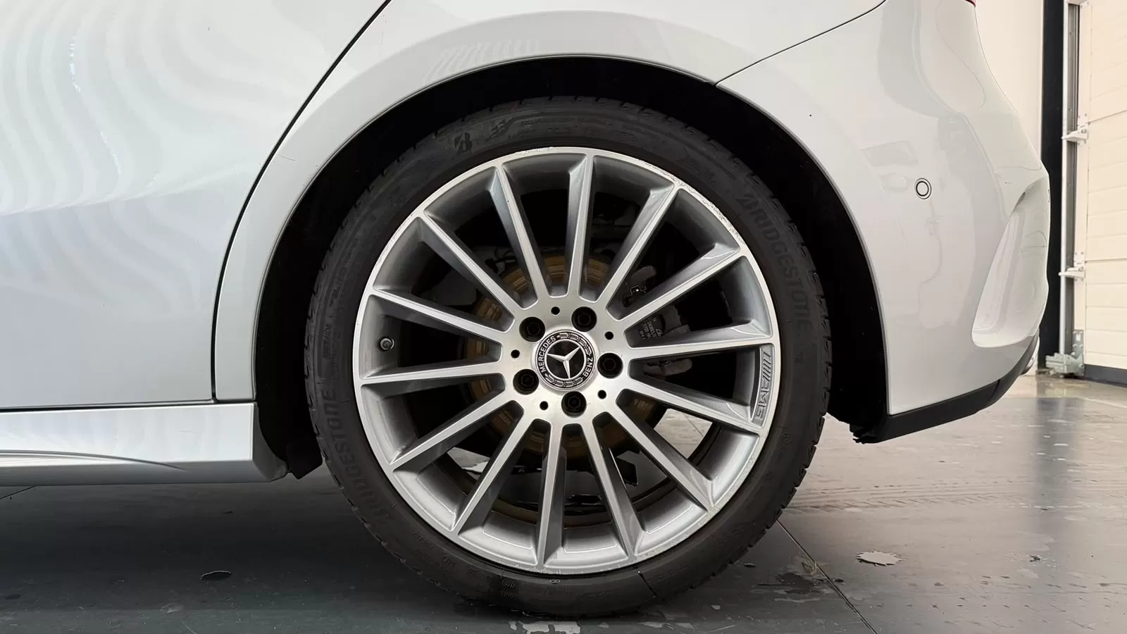 Mercedes-Benz A 180 d AMG Line Aut. - foto 5