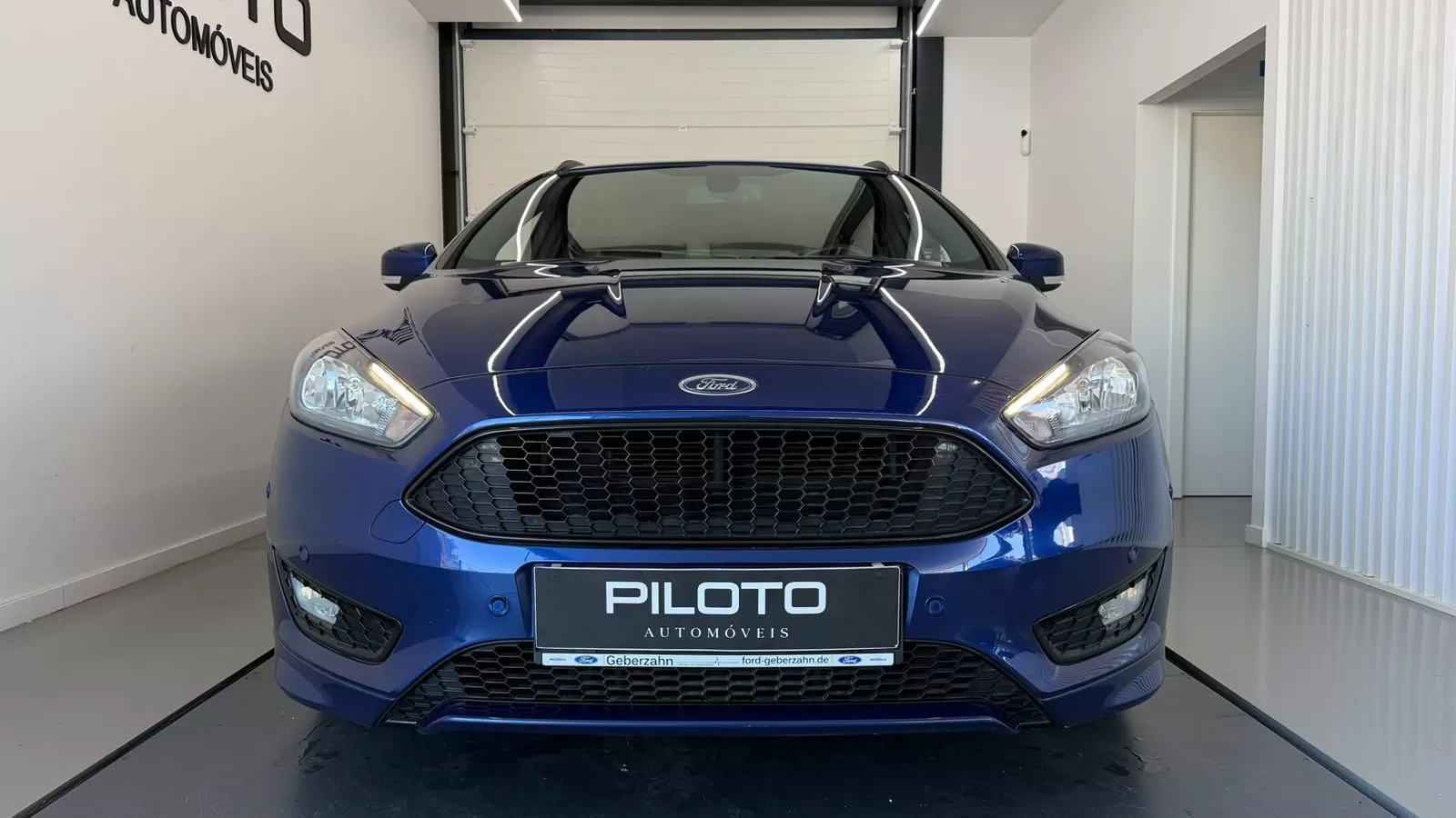 Ford Focus SW 1.0 EcoBoost ST-Line - foto 3