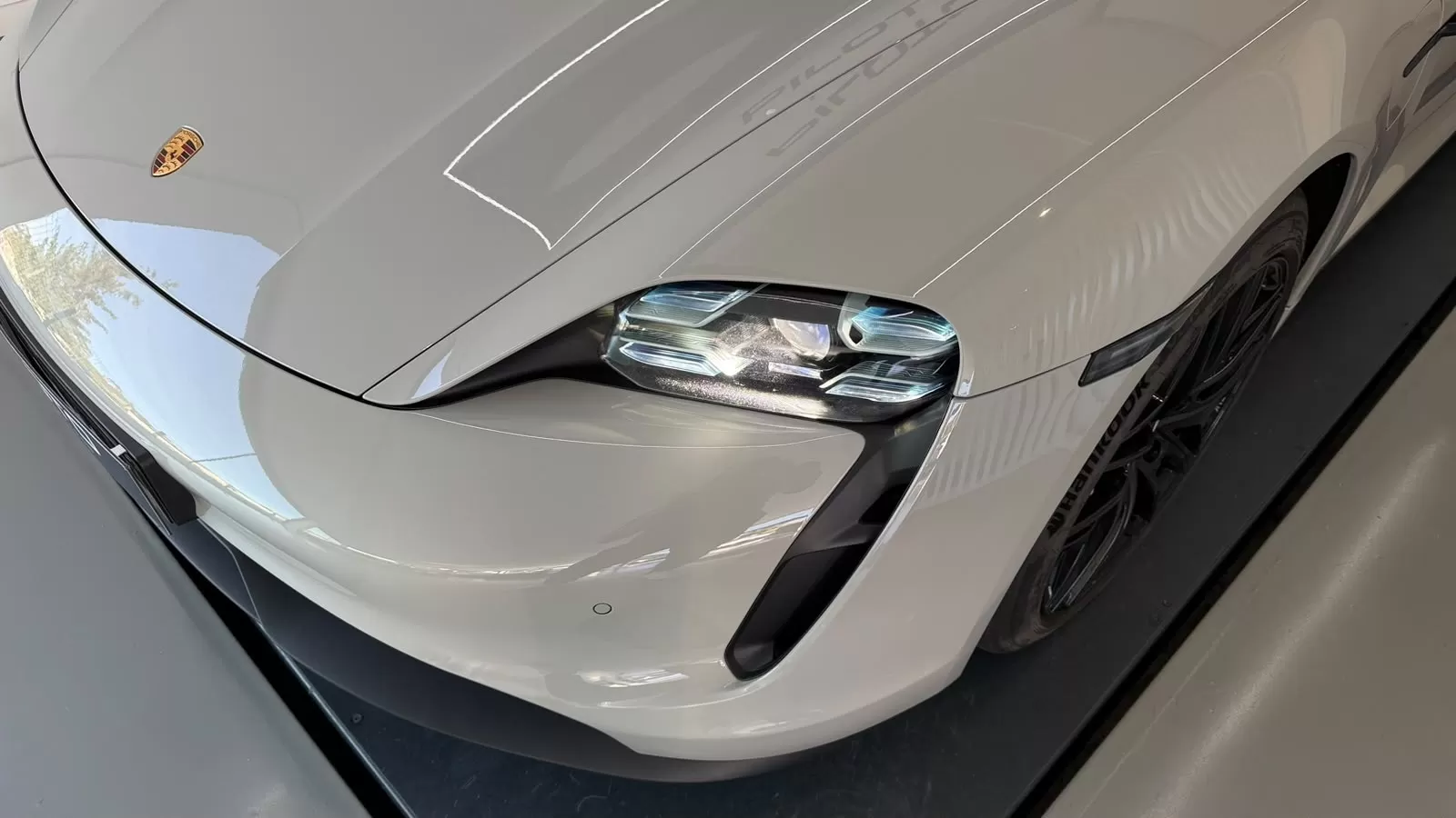 Porsche Taycan 4s - foto 2