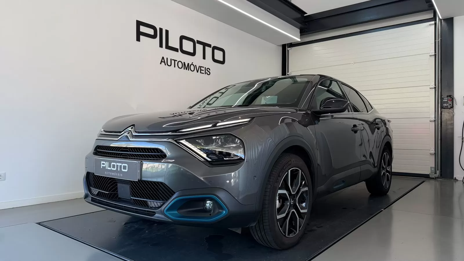 Citroën e-C4 X 50 kWh Shine Pack