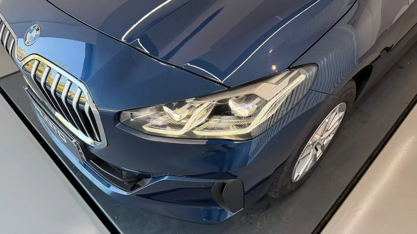BMW 216 Active Tourer i Auto - foto 2