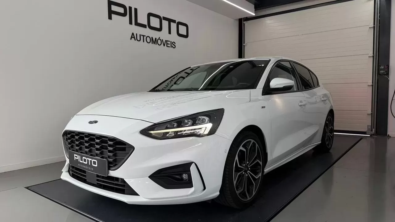 Ford Focus 1.0 EcoBoost S&S ST-LINE STYLE