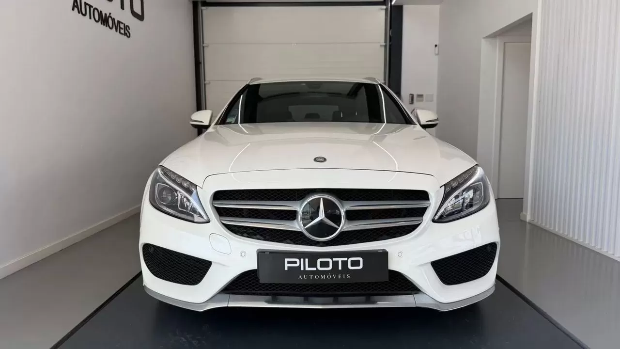 Mercedes-Benz C 220 (BlueTEC) d BlueEFFICIENCY Edition 7G-TRONIC AMG Line - foto 4