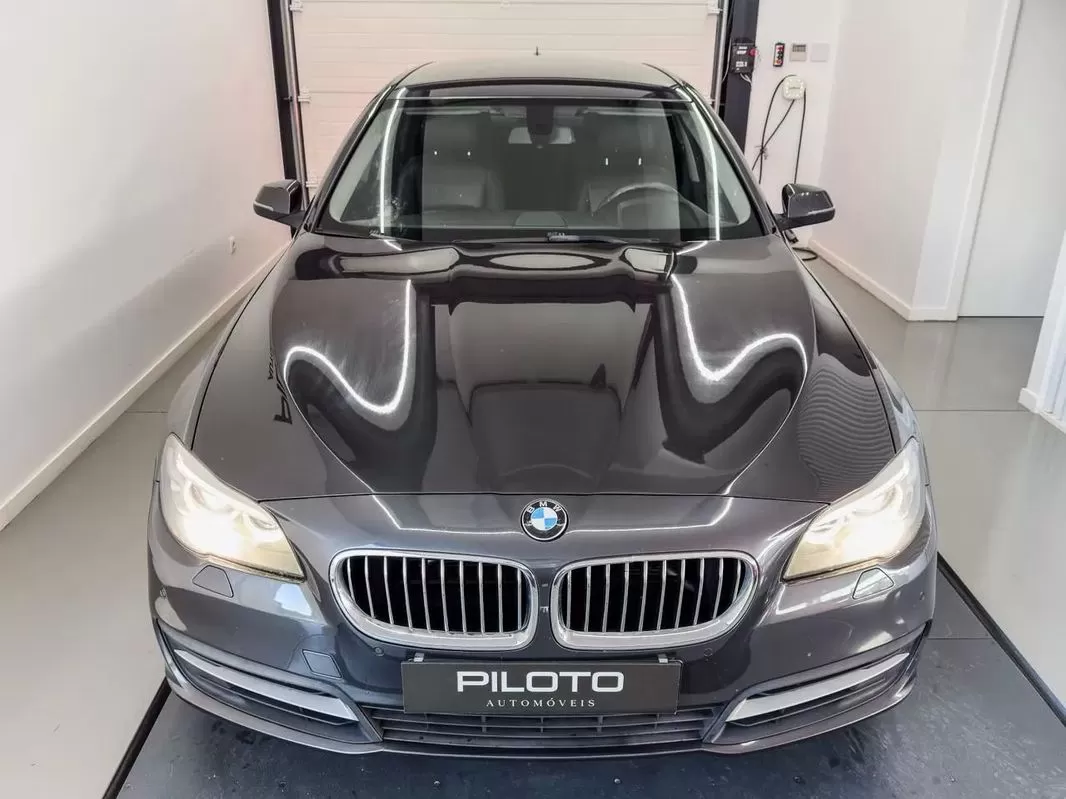 BMW 520 d Line Luxury Auto - foto 4
