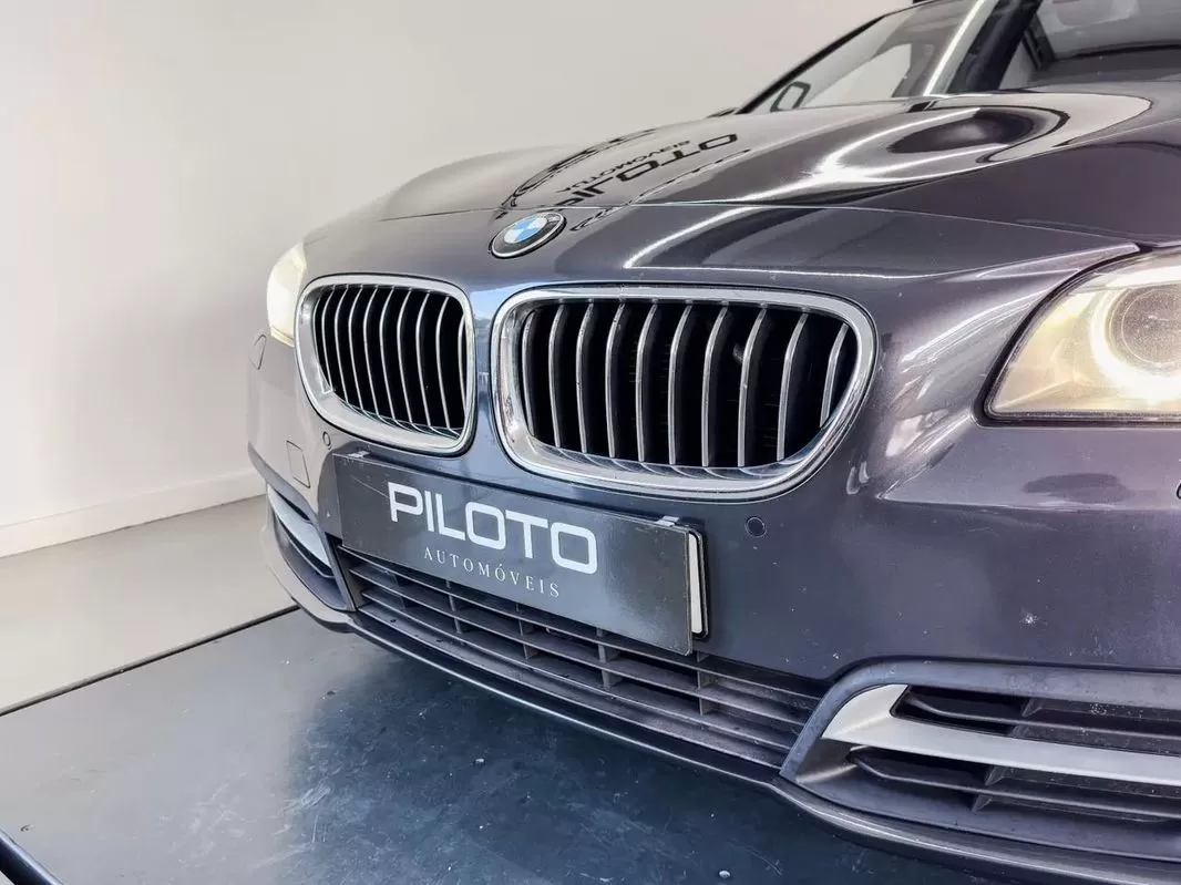 BMW 520 d Line Luxury Auto - foto 5