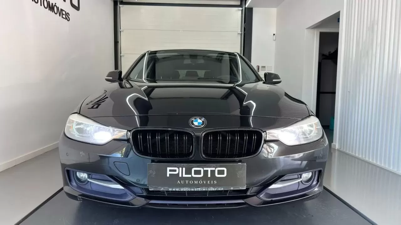 BMW 318 d Auto Line Sport - foto 2