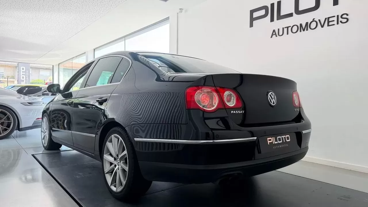 VW Passat 2.0 TDI Sport - foto 6