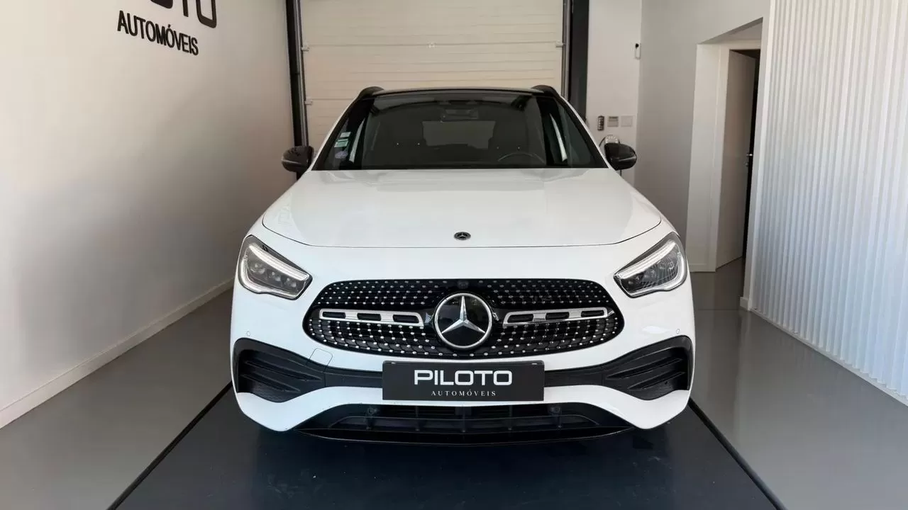 Mercedes-Benz GLA 250 e AMG Line - foto 4
