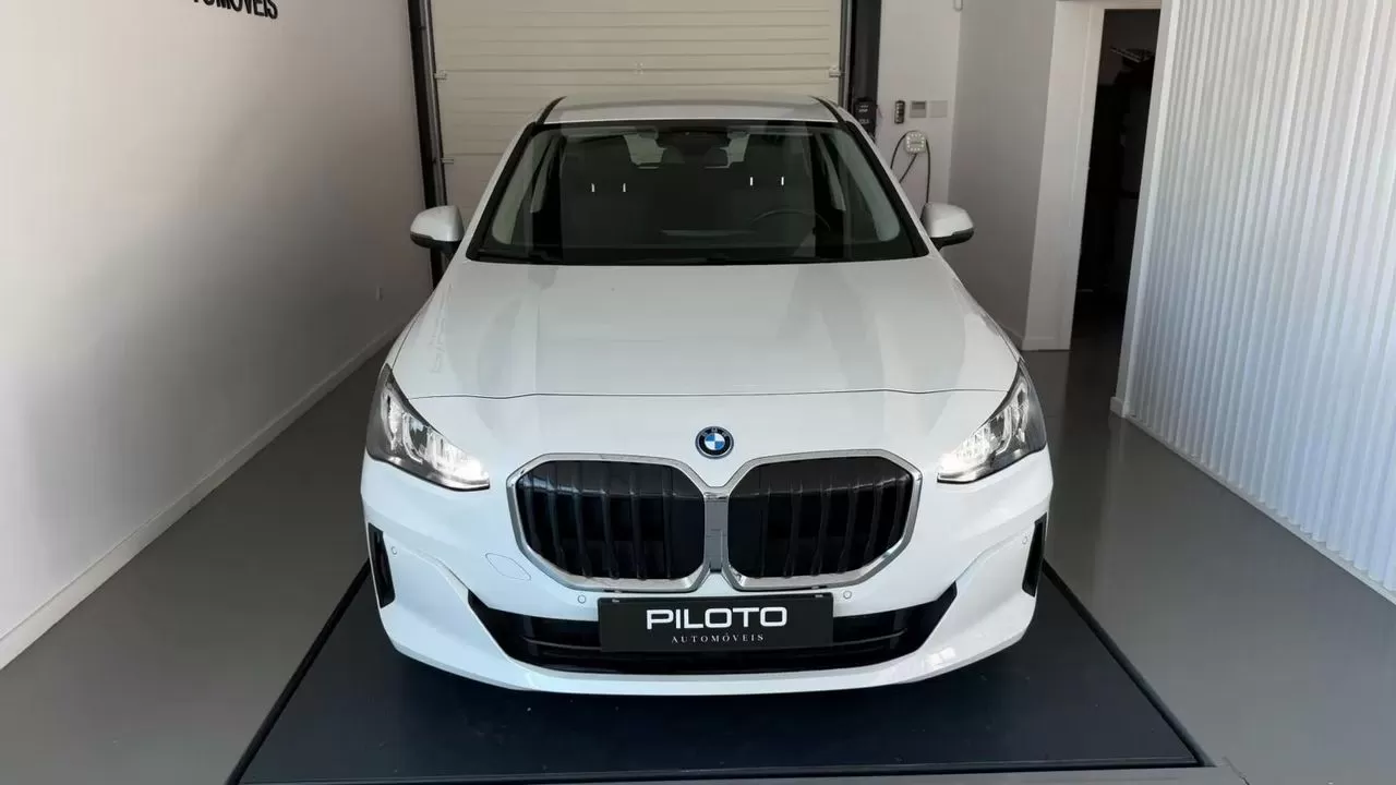 BMW 225xe Active Tourer e xDrive - foto 4