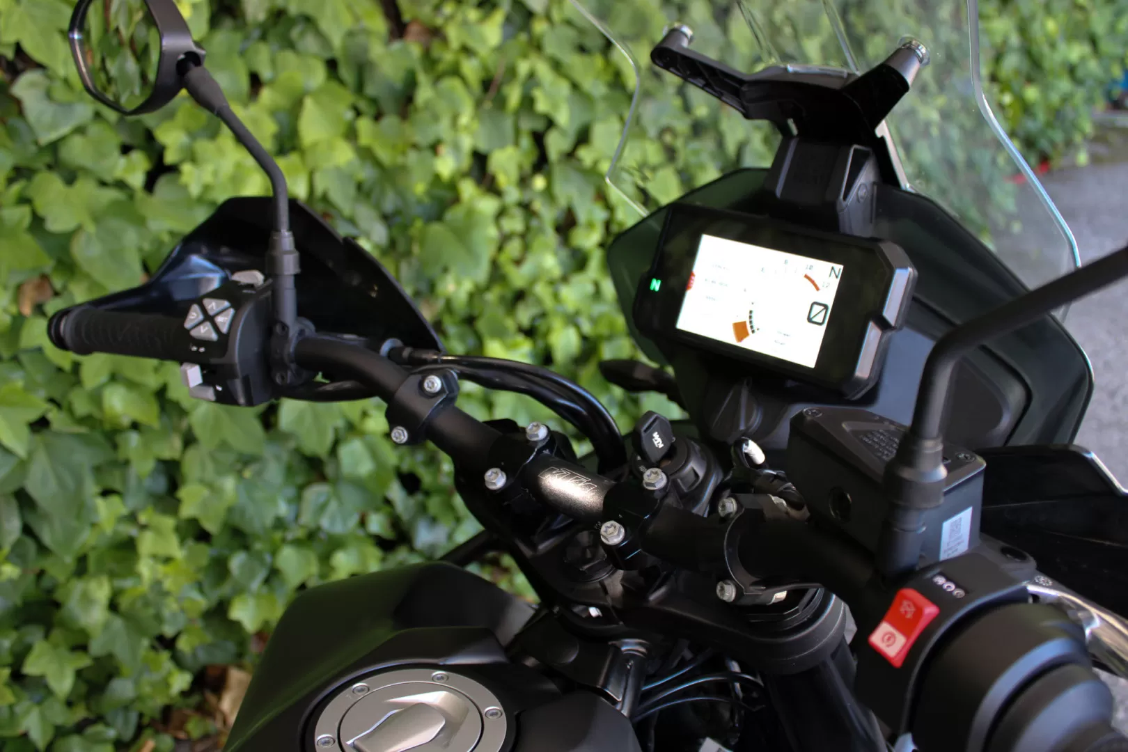 KTM 890 Adventure - foto 4