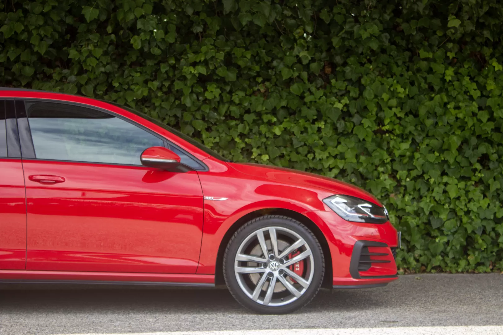 VW Golf 2.0 TSI GTI DSG - foto 5