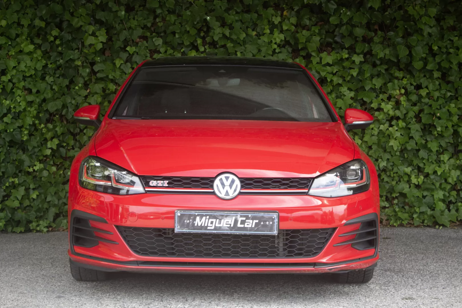 VW Golf 2.0 TSI GTI DSG - foto 2