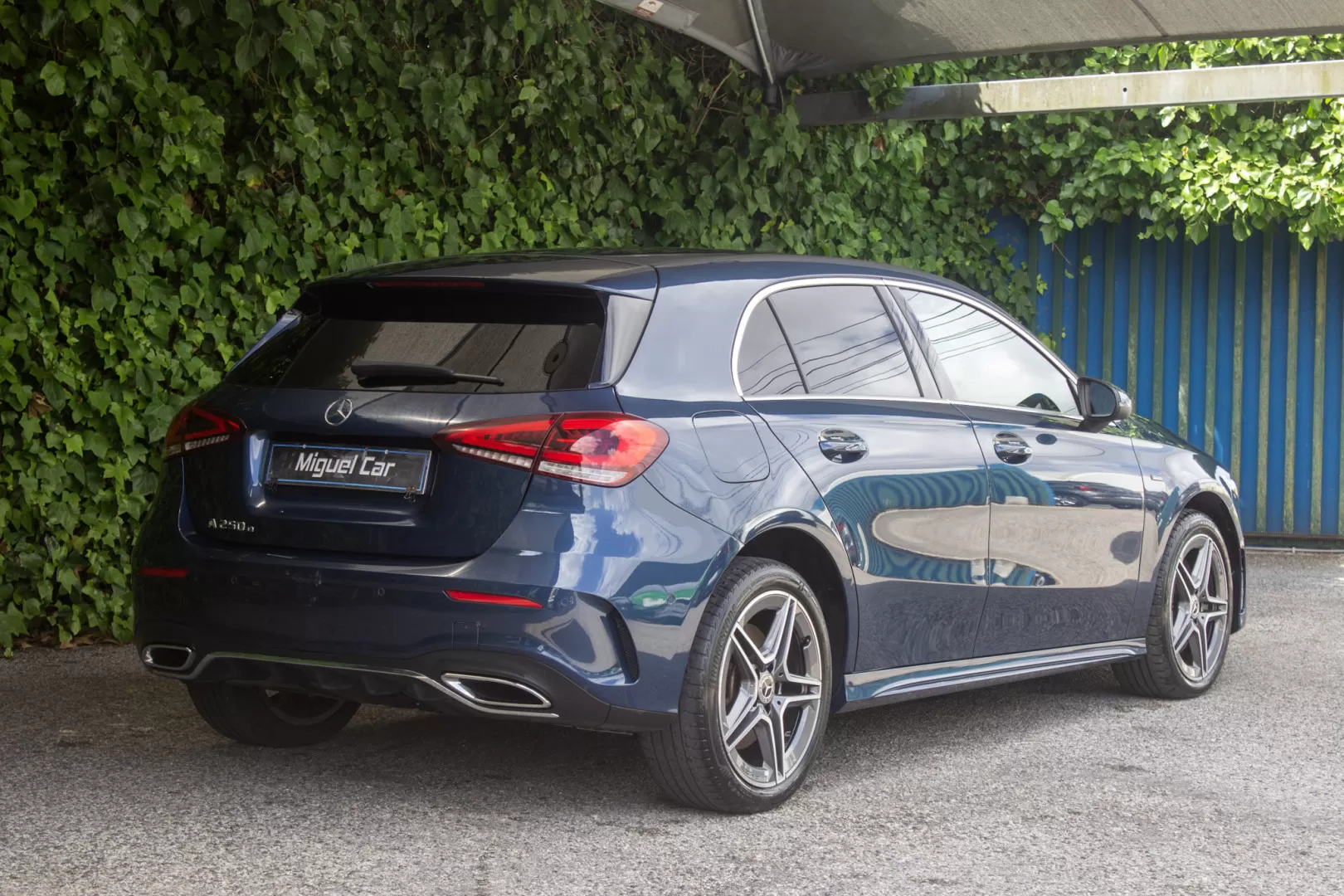 Mercedes-Benz A 250 e AMG Line - foto 8