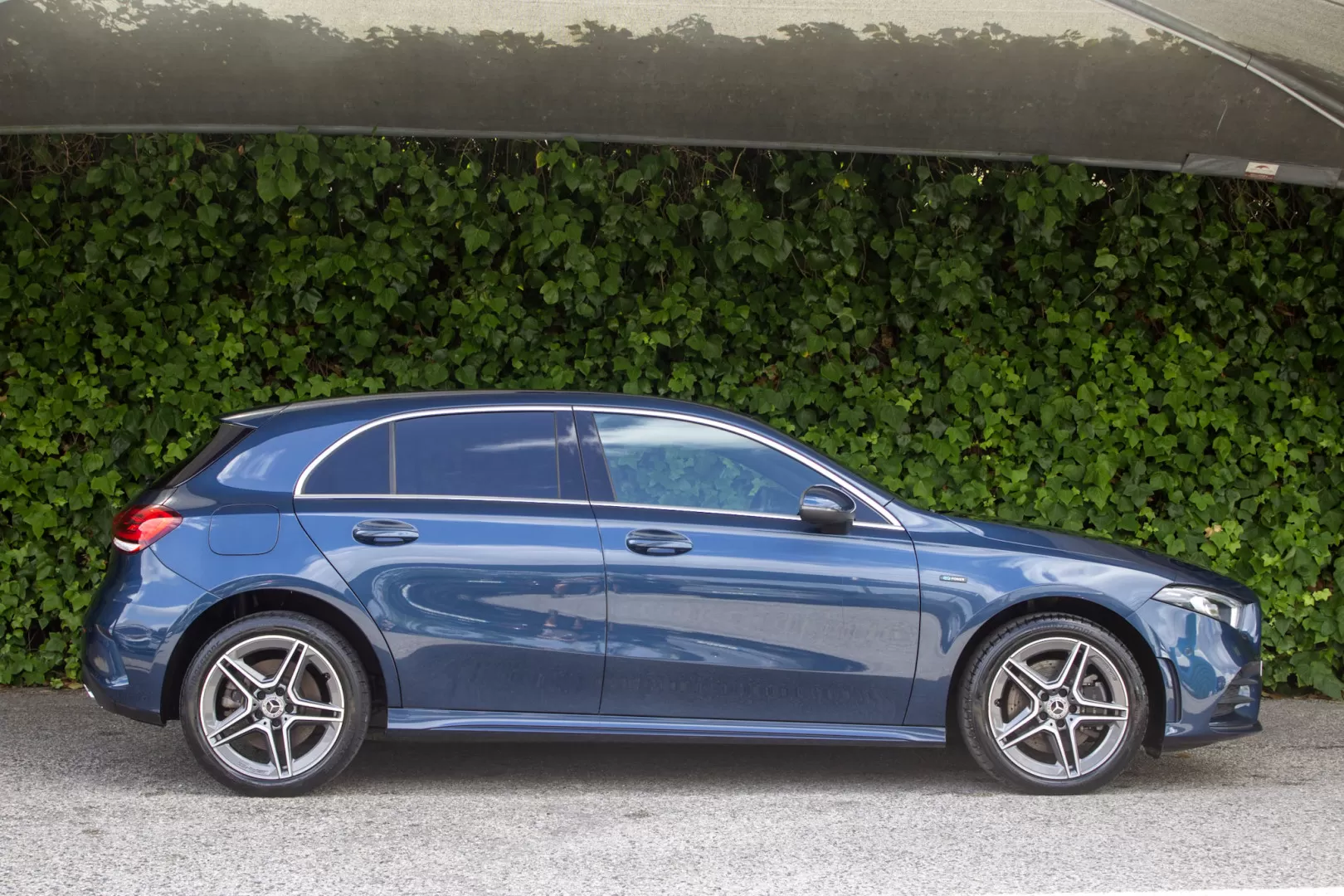 Mercedes-Benz A 250 e AMG Line - foto 6