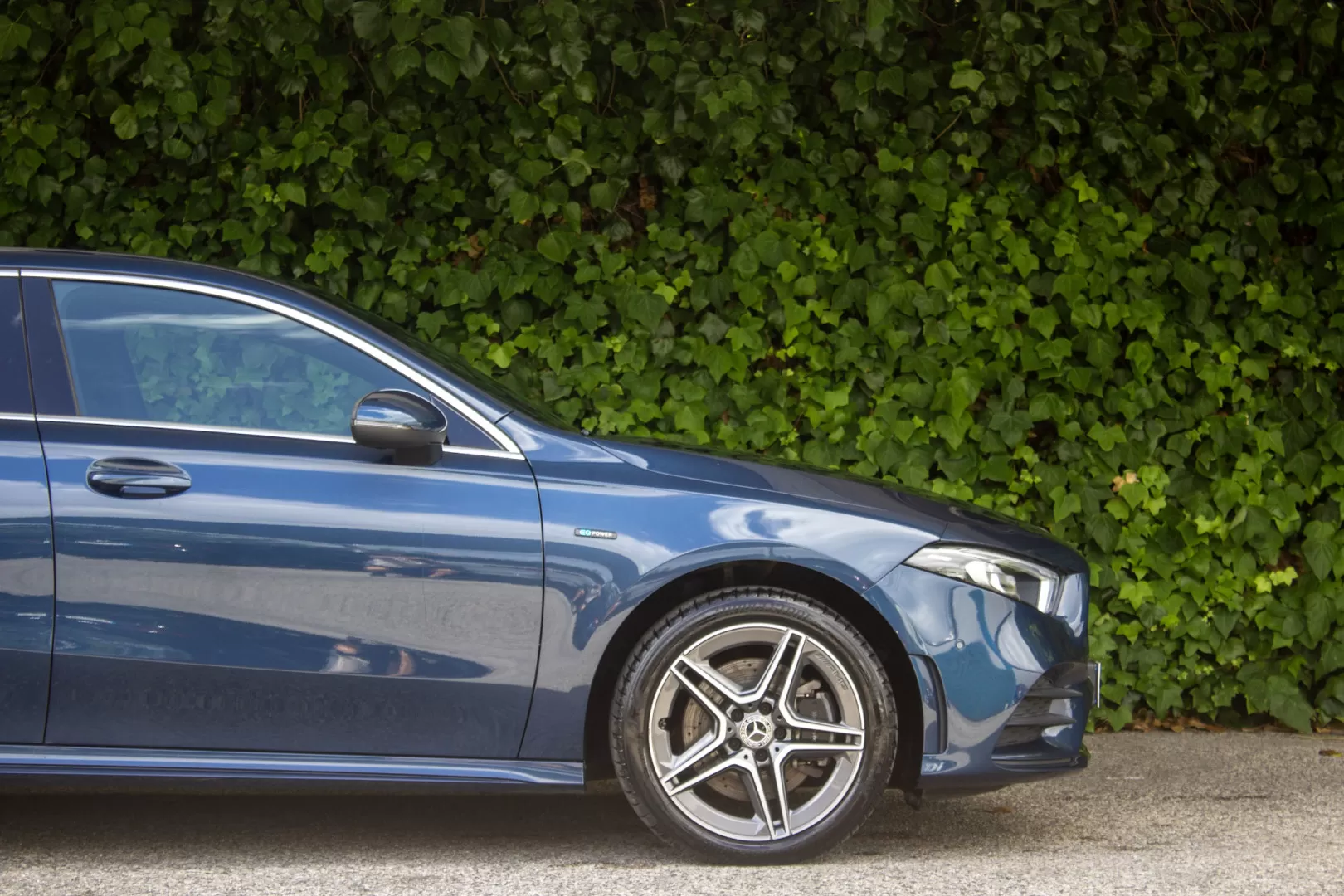 Mercedes-Benz A 250 e AMG Line - foto 5