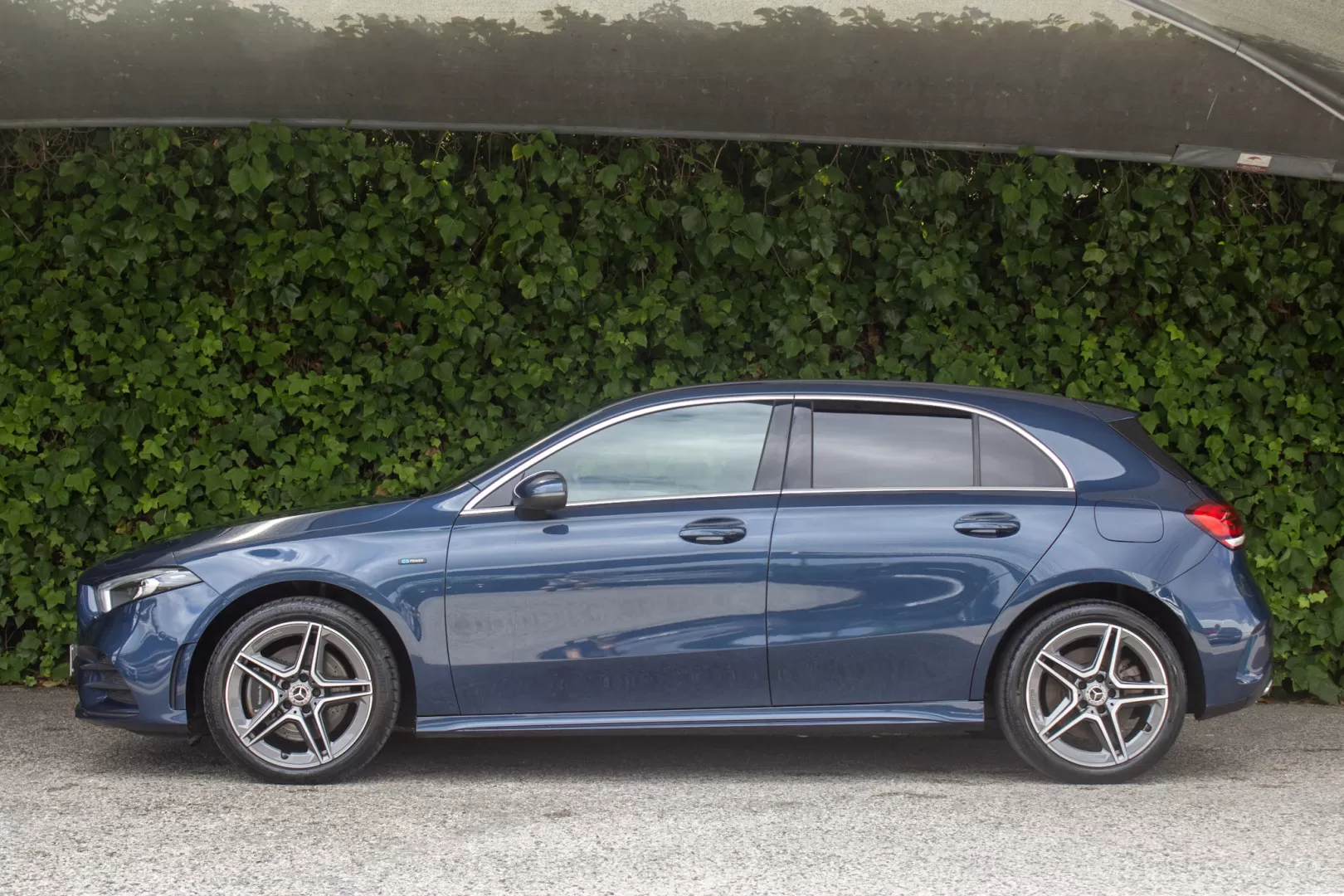 Mercedes-Benz A 250 e AMG Line - foto 7