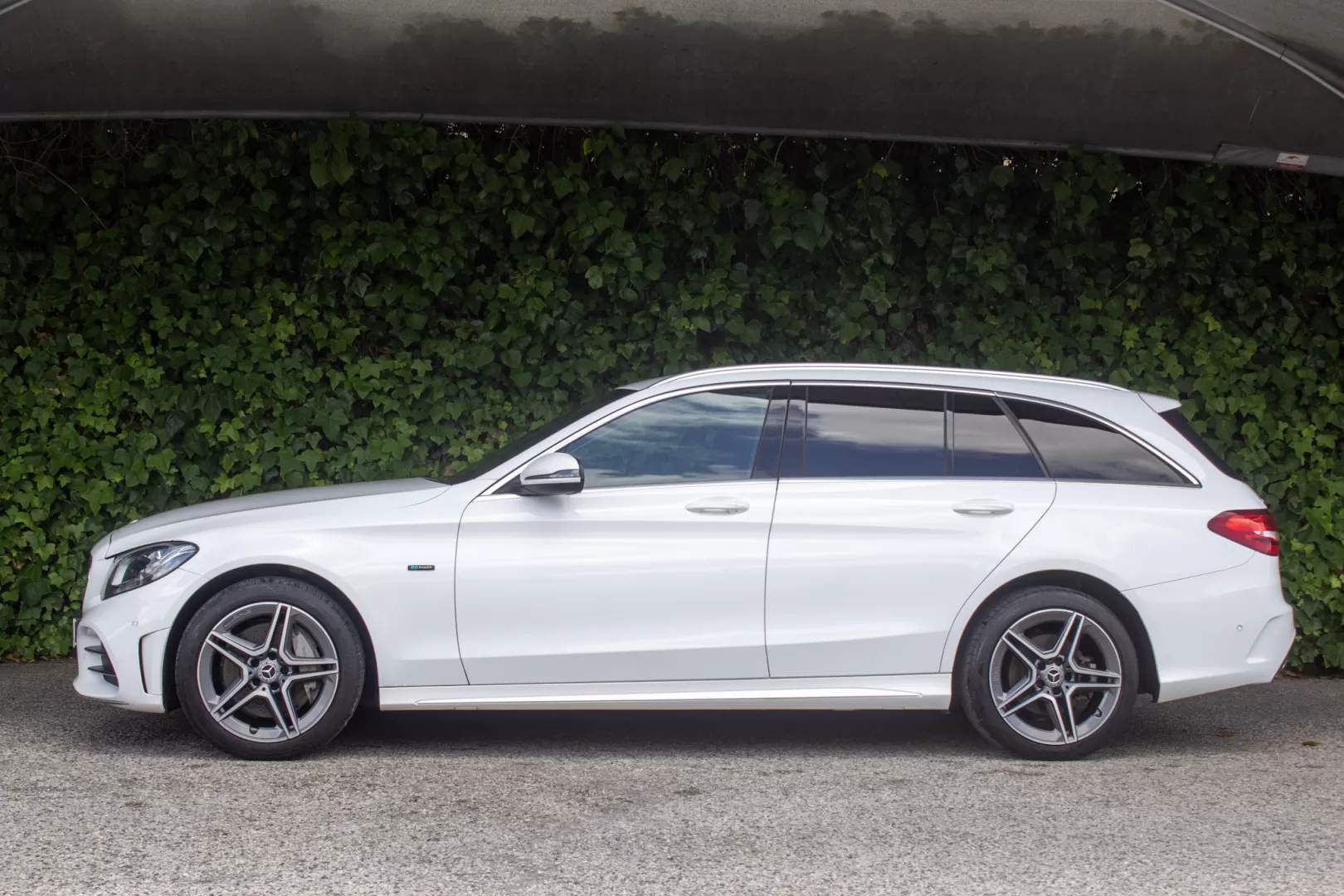 Mercedes-Benz C 300 de AMG Line - foto 7