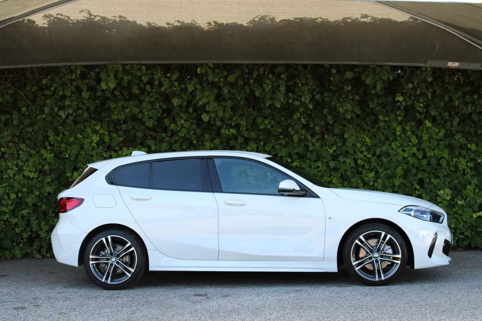 BMW 118 i Pack Desportivo M Auto - foto 5