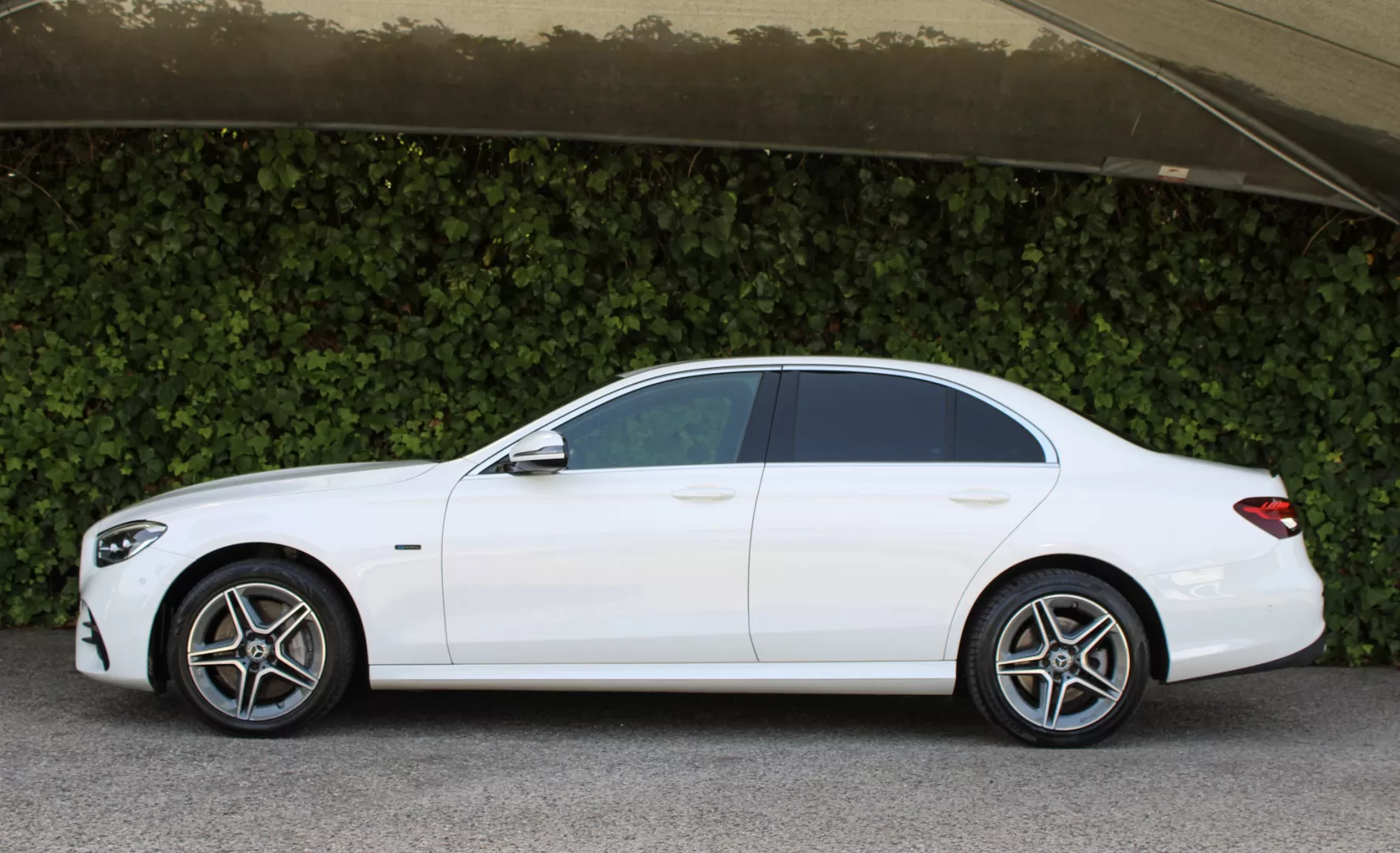 Mercedes-Benz E 300 de AMG Line - foto 7